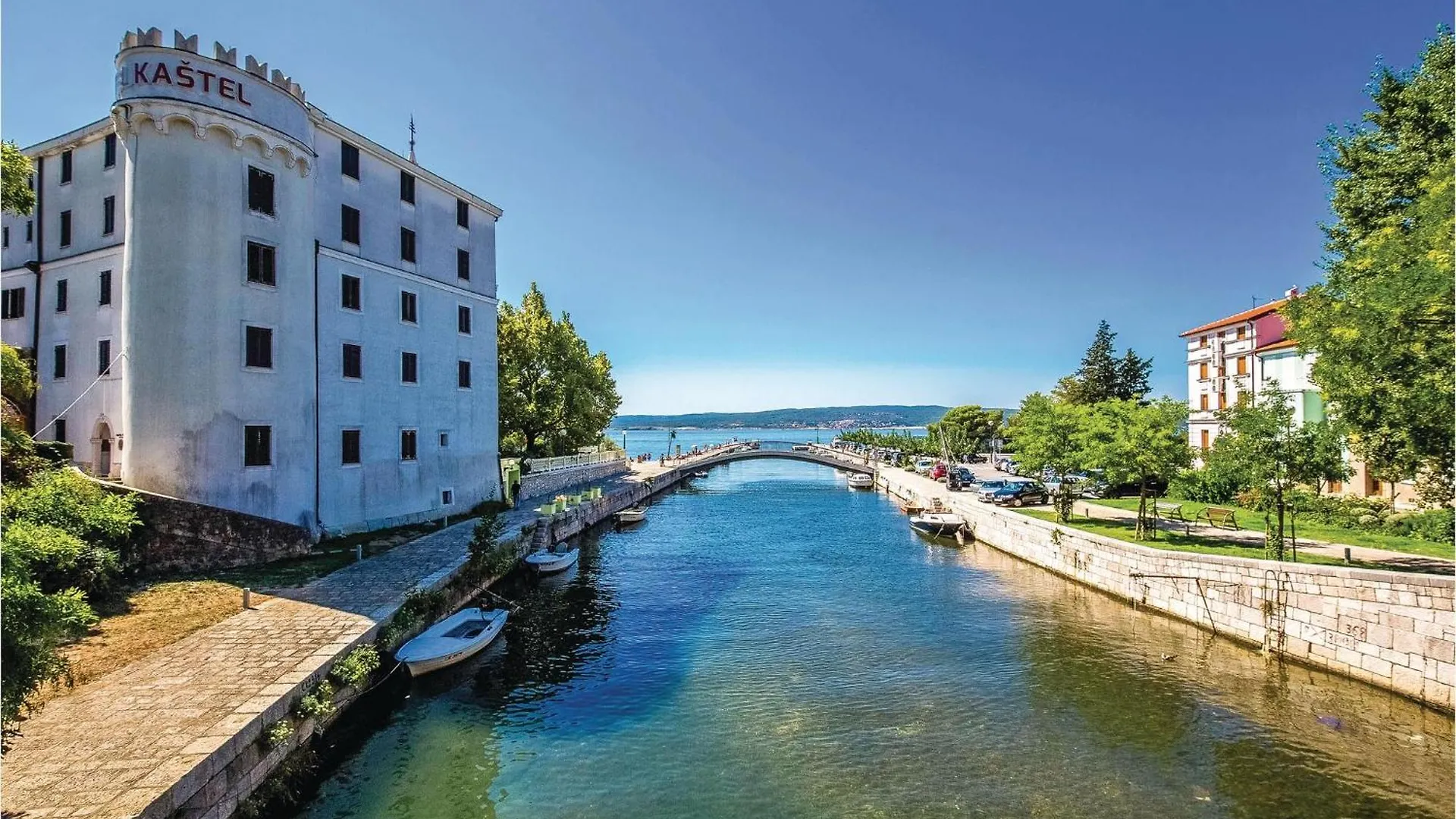 1 Bedroom Nice Apartment In Crikvenica